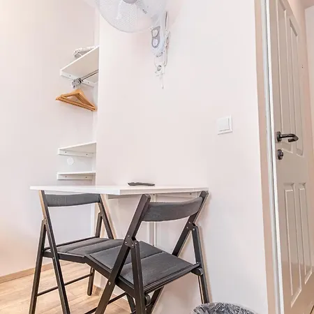Wiener Stadthalle Boutique - Ideal For Couples *