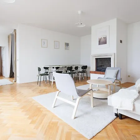 Familien- Und Gruppenparadies Platz Fuer 12 Gaeste Apartment *