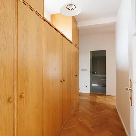 Apartment Familien- Und Gruppenparadies Platz Fuer 12 Gaeste Vienna