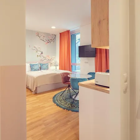Jungle Apartment