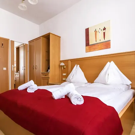 Corvinus - Newly Renovated Wien