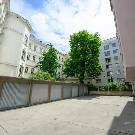 Apartment Am Augarten *