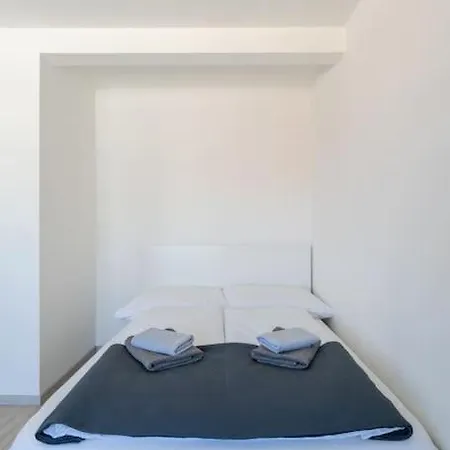 Apartment Charming Central Vienna