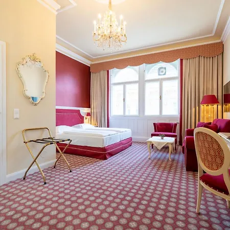 Hotel Aviano Boutique 4*