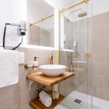 Aviano Boutique 4*