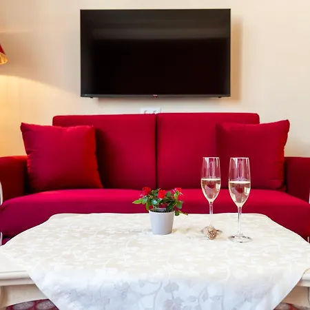 Hotel Aviano Boutique 4*