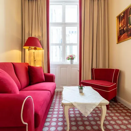 Aviano Boutique Hotel 4*