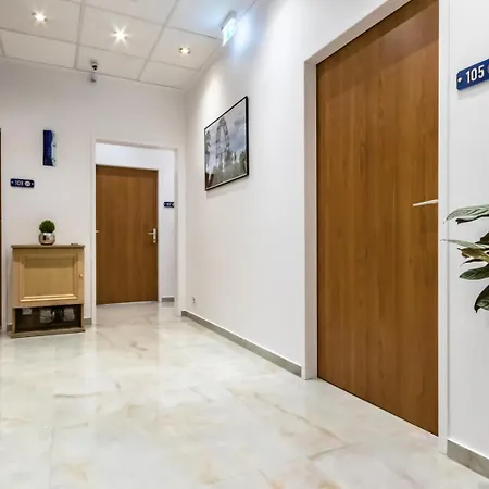 Hotel Corvinus - Newly Renovated 4*