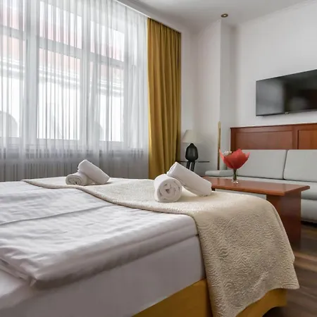 Corvinus - Newly Renovated Wien