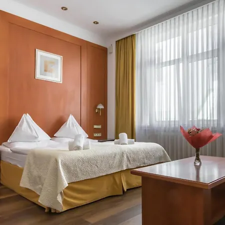 Corvinus - Newly Renovated Hotel 4*