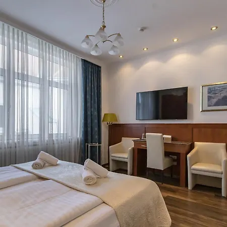 Corvinus - Newly Renovated