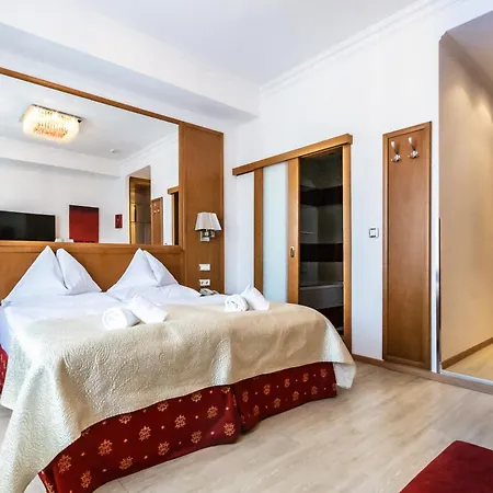 Corvinus - Newly Renovated Wien