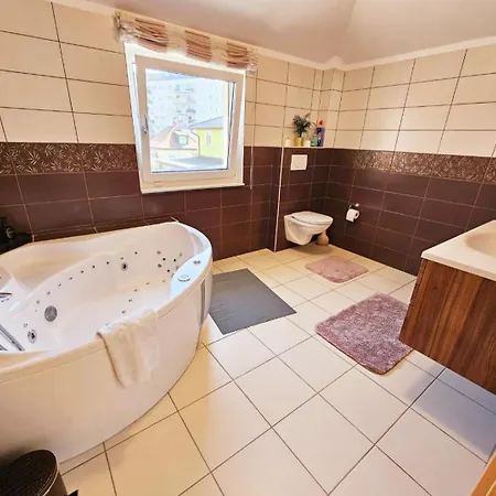 With Pool - Big Garden - Barbecue - Free Parking Villa *