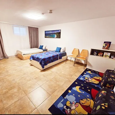 With Pool - Big Garden - Barbecue - Free Parking Wien