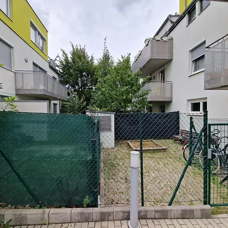 Danube Garden 22 Apartment Vienna