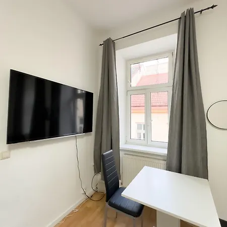 Charming Brigittenau Haven Kl38 Apartment Vienna