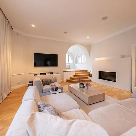 Apartment Elegante Jugendstilvilla - 5min Gehweg Zur U-bahn *