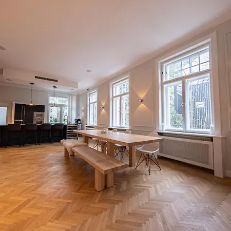 Elegante Jugendstilvilla - 5min Gehweg Zur U-bahn Apartment Vienna