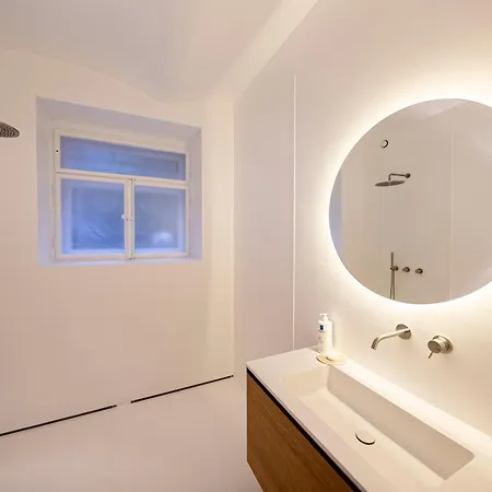 Elegante Jugendstilvilla - 5min Gehweg Zur U-bahn Apartment Vienna