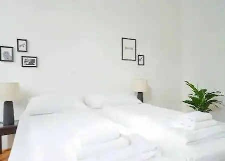 Beautiful In Apartment Vienna