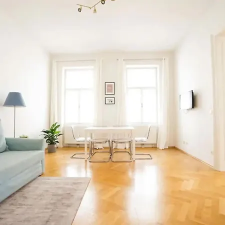 Apartment Beautiful In *