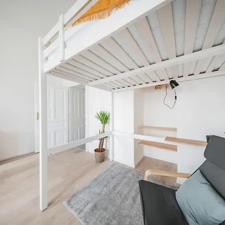 75 M² Near Nussdorferstrasse U6 Vienna