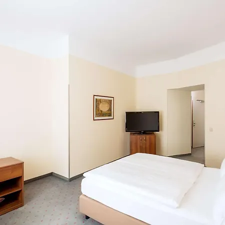 Hotel Nh Belvedere Wiedeń