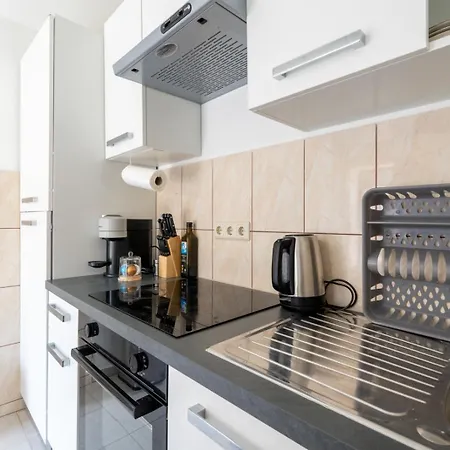 Wiener Juwel Zwischen Flughafen Und Stadtleben Apartment Wien
