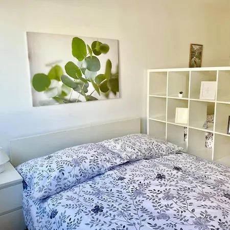 90 M2 Central With Balcony * Vienna