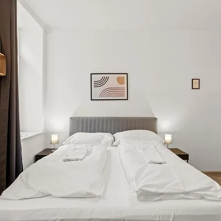 Stayeasy A#1 Apartment