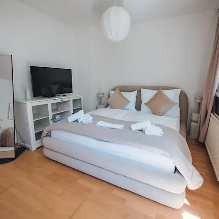 Bezauberndes Mit Privatem Garten Apartment