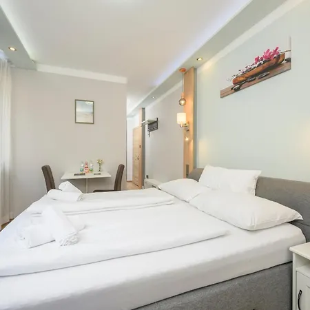Palais Palffy Aparthotel Vienna
