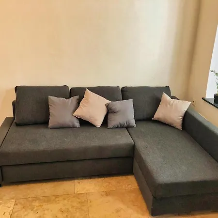 Charmante Nahe Wiener Stadthalle Apartmán