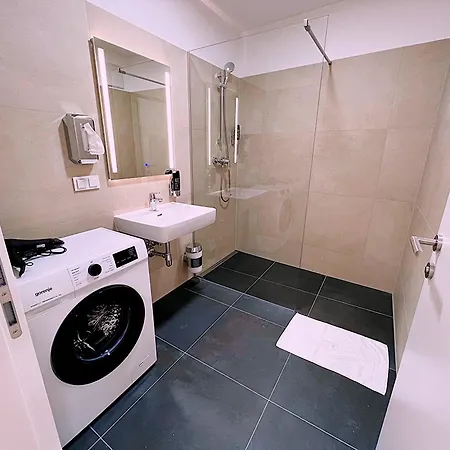 Gg13 Vienna, Air-conditioned, Next To Metro, Close To Sights Apartment Vienna