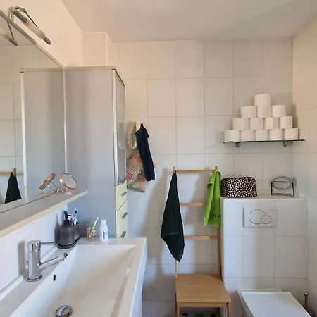 Charming House With Garden And Jacuzzi In Holiday home *