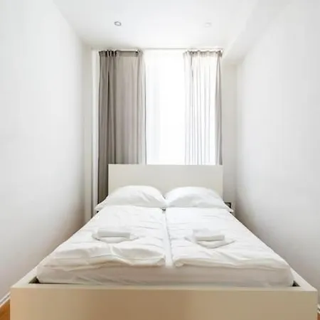 Appartement 2 Bedroom Near Belvedere *