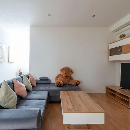 Appartement 2 Bedroom Near Belvedere