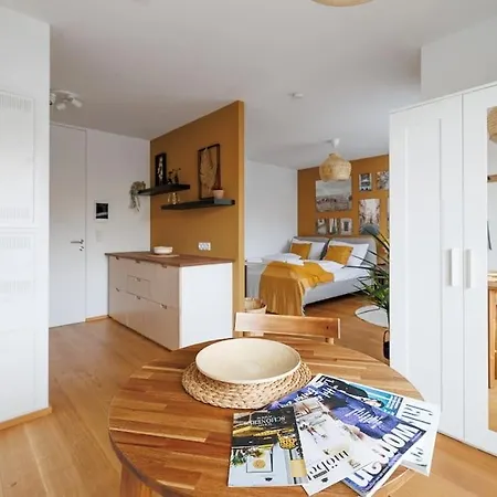 Ottakring Apartment