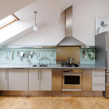 Luxury Loft Retreat By Jr Apartment *