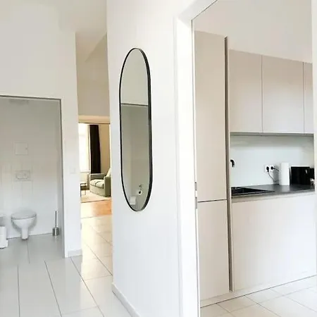 Apartment High End Long *