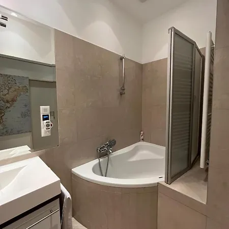 Luxury Cityapartment 5
