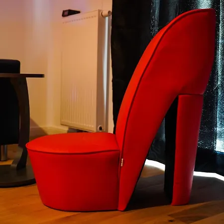 Apartment Shades Of Red