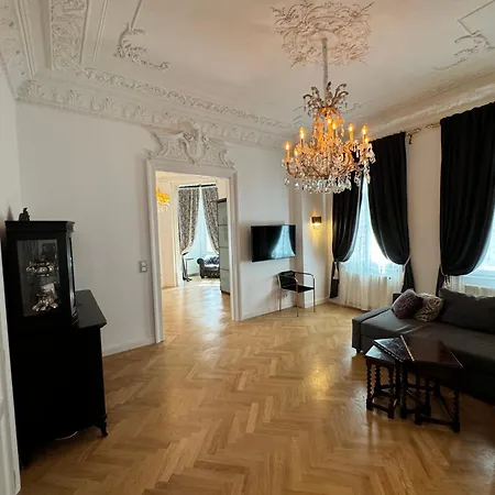 7th Heaven Center Apartment Vienna
