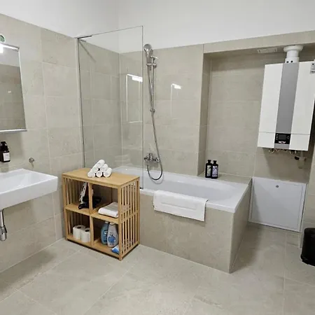 Nahe Schoenbrunn 2 Apartment Vienna