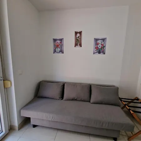 Danube Garden 22 Apartment *