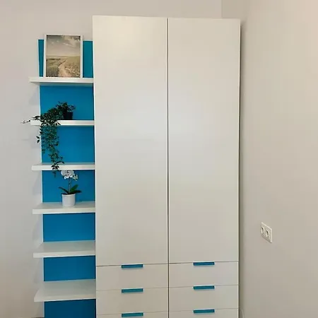 80 M2 Stylish & Renovated Apartment *