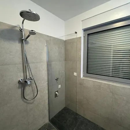 Apartament Rooftop With Balcony & Free Parking Viena