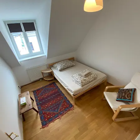 Apartment Luxury Penthouse Near Metro, Train Station And 15 Mins Center Vienna