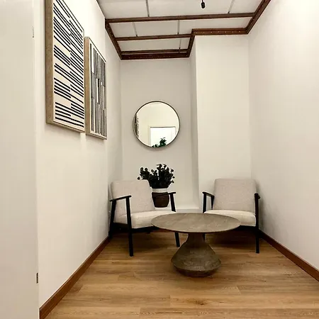 Hidden Garden - Spacious Modern - 1 Min To City Shuttle Vienna