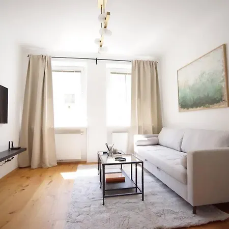 Wonderful 2 Bedroom *
